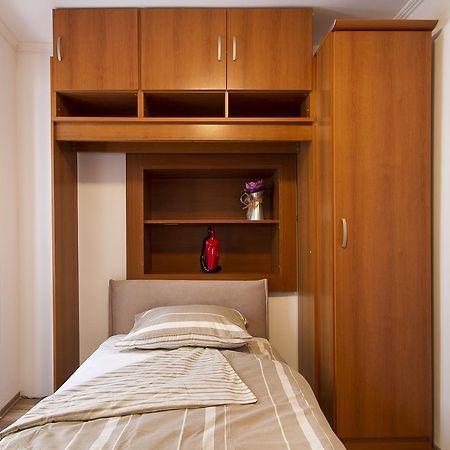 Apartment Nino โรวีน ห้อง รูปภาพ