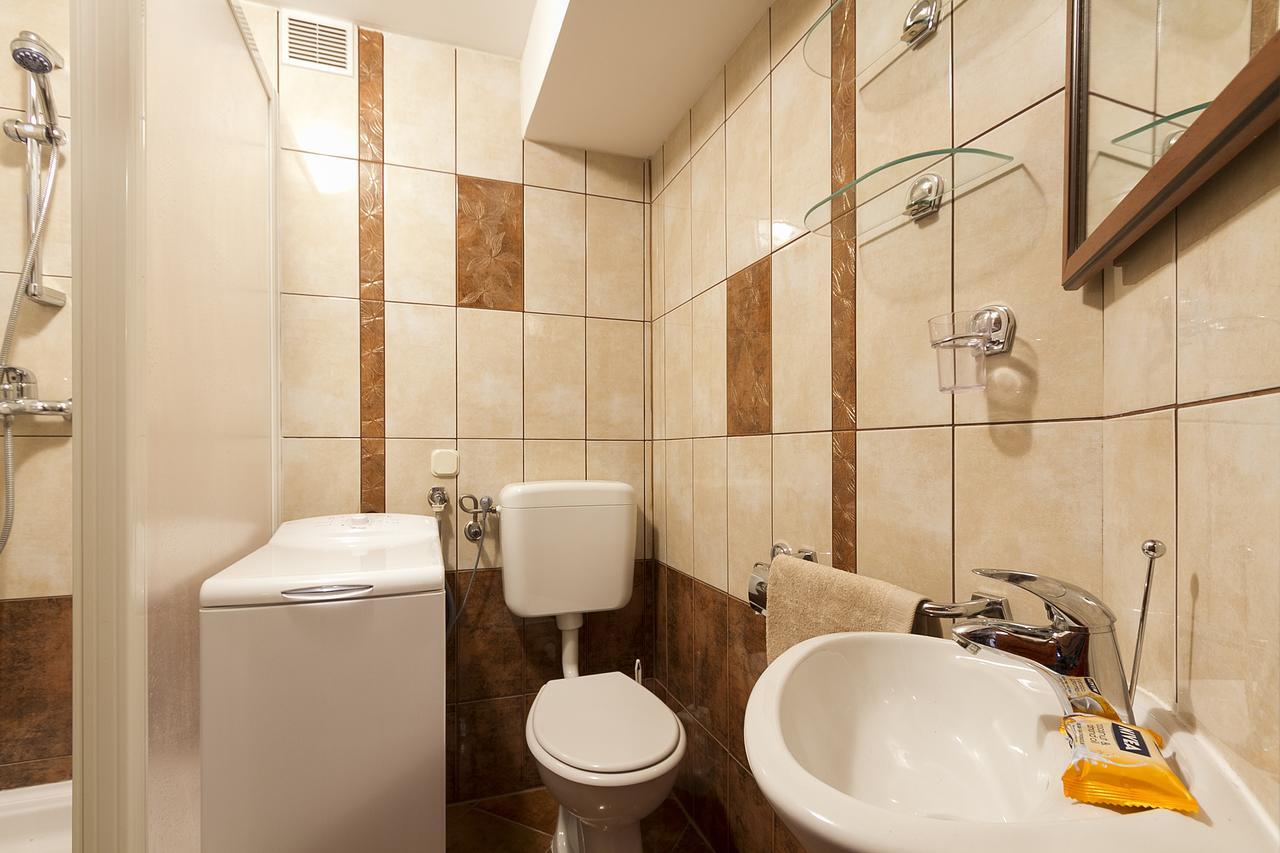 Apartment Nino โรวีน ห้อง รูปภาพ